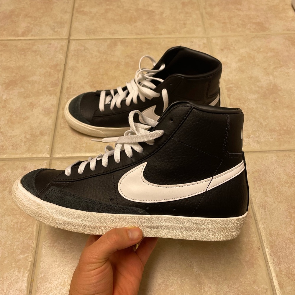 Nike Blazer Mid ‘77